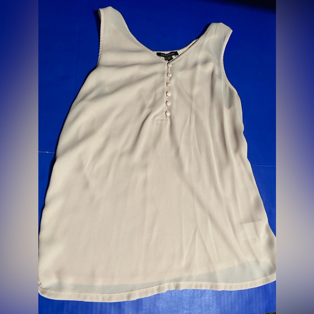 EXPRESS Light Lavender V-Neck with Button Front Light Tank Size S/P